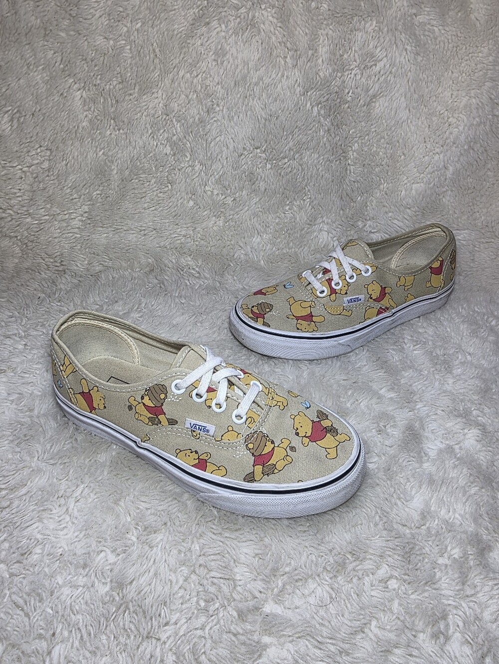 Vans x Disney Authentic Winnie The Pooh Sneakers Shoes Women's 7 Men's 5.5